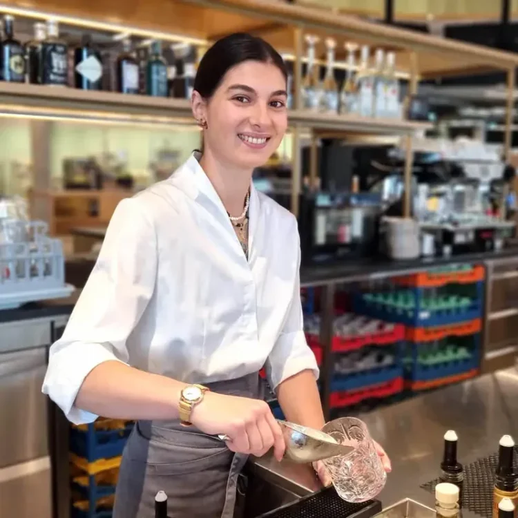 Firmament Adriana Service 800x800