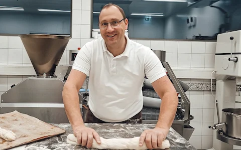Firmament Peter Aus Patisserie2 E
